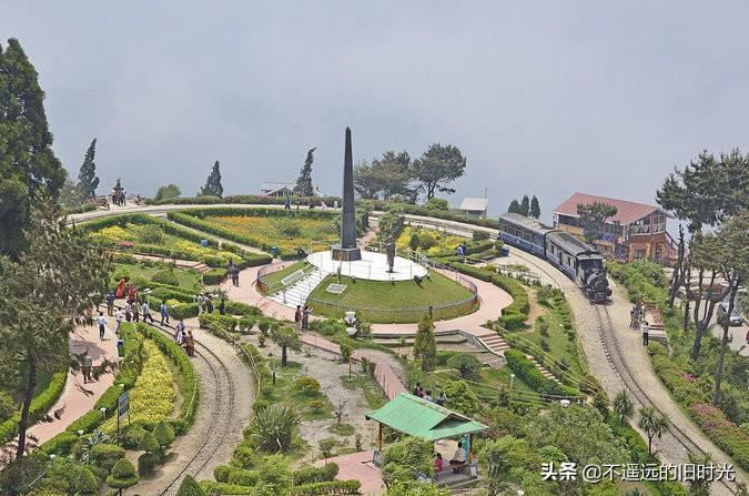 迷你世界最新版刷鐵軌，自然美景探險之旅啟動！